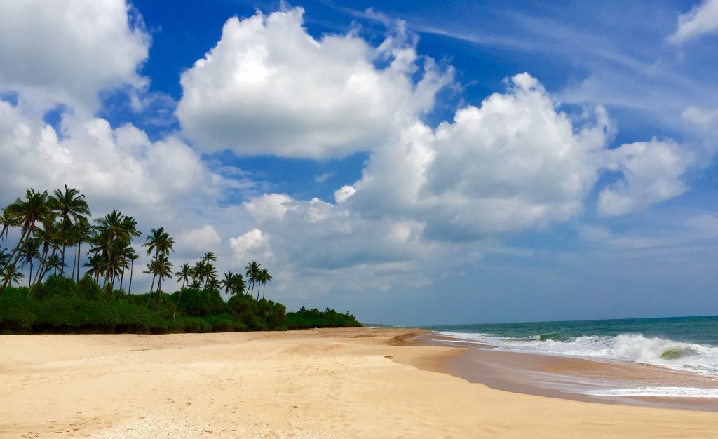 8 of the Top Places to Visit in Beautiful Sri Lanka - Battered Backpacks